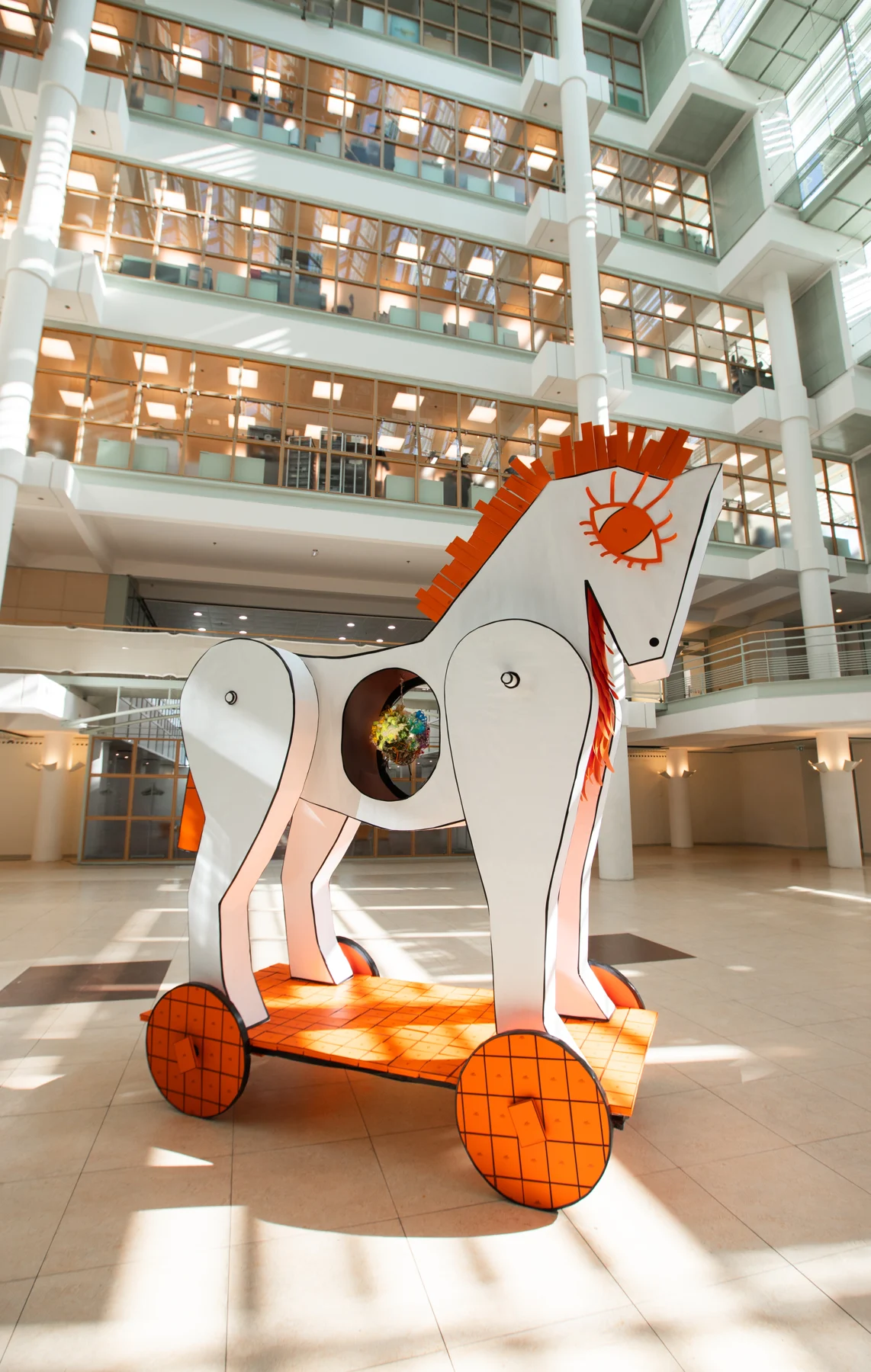 Hermès — Installation — overview